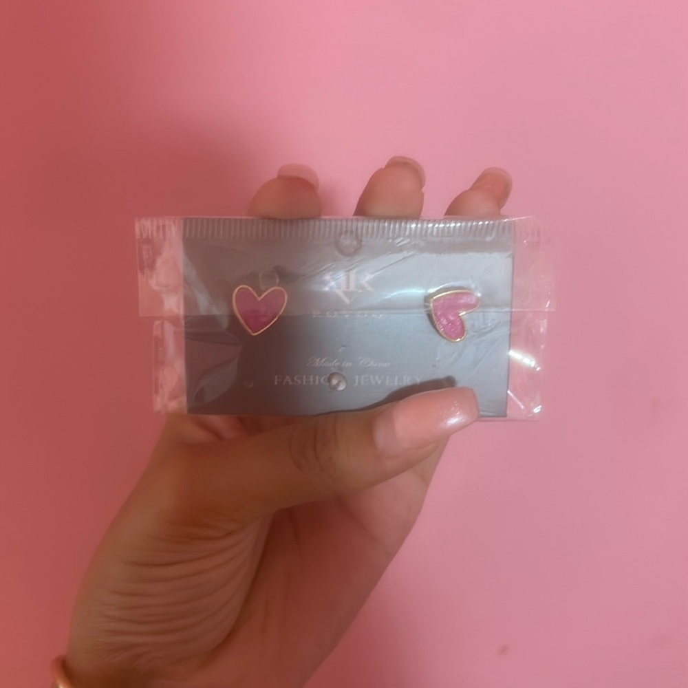 pink heart earrings